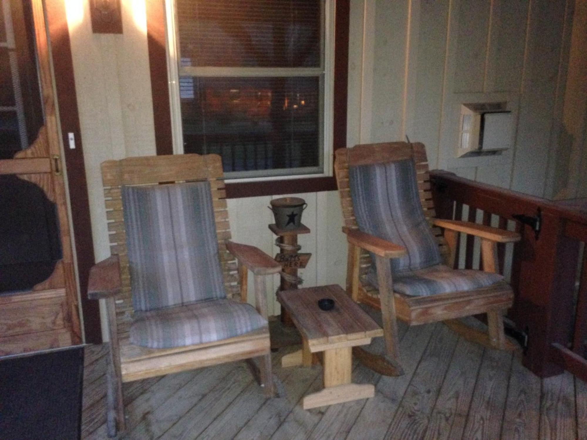 Rough Cut Lodge Gaines Camera foto