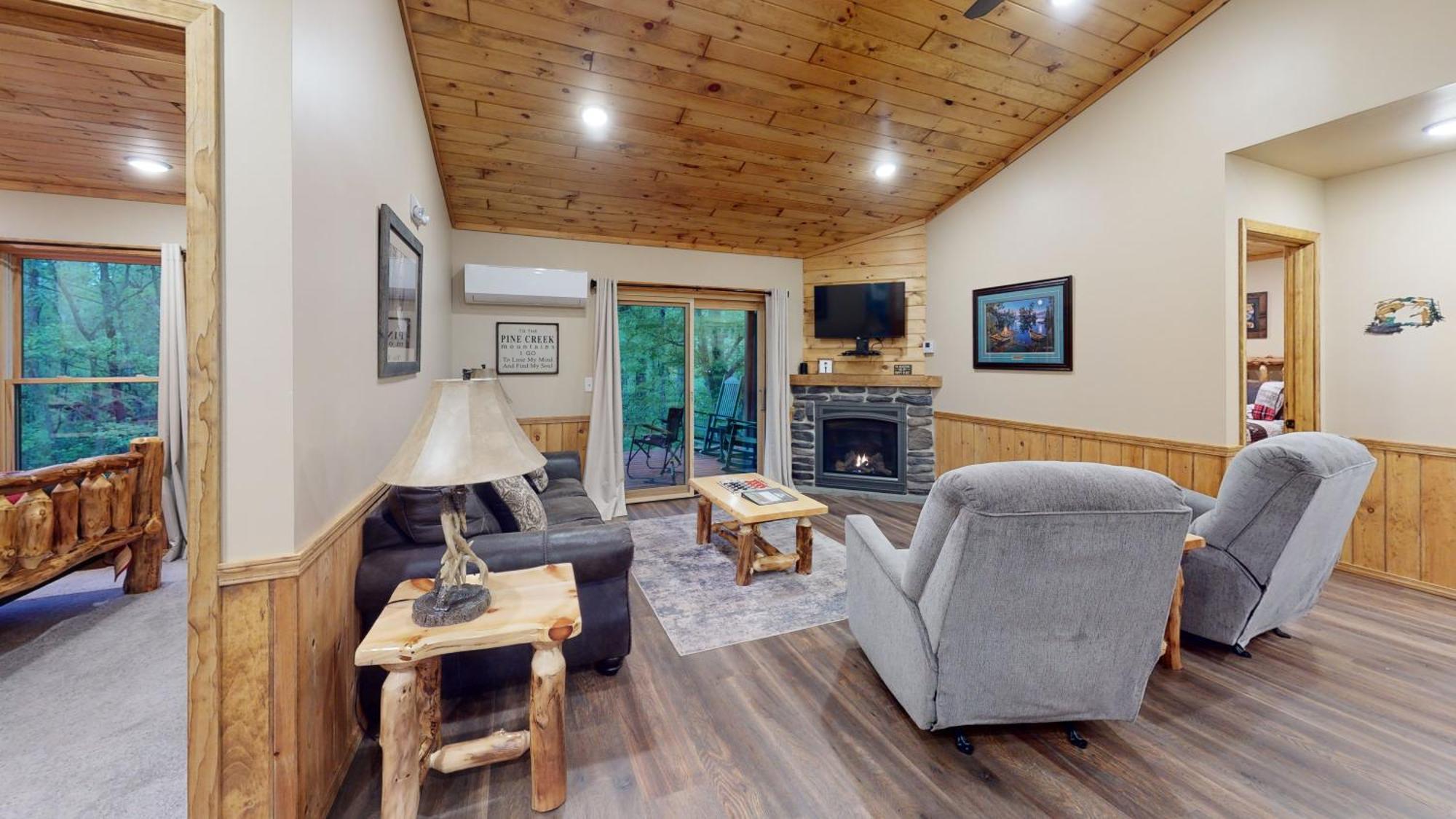 Rough Cut Lodge Gaines Esterno foto