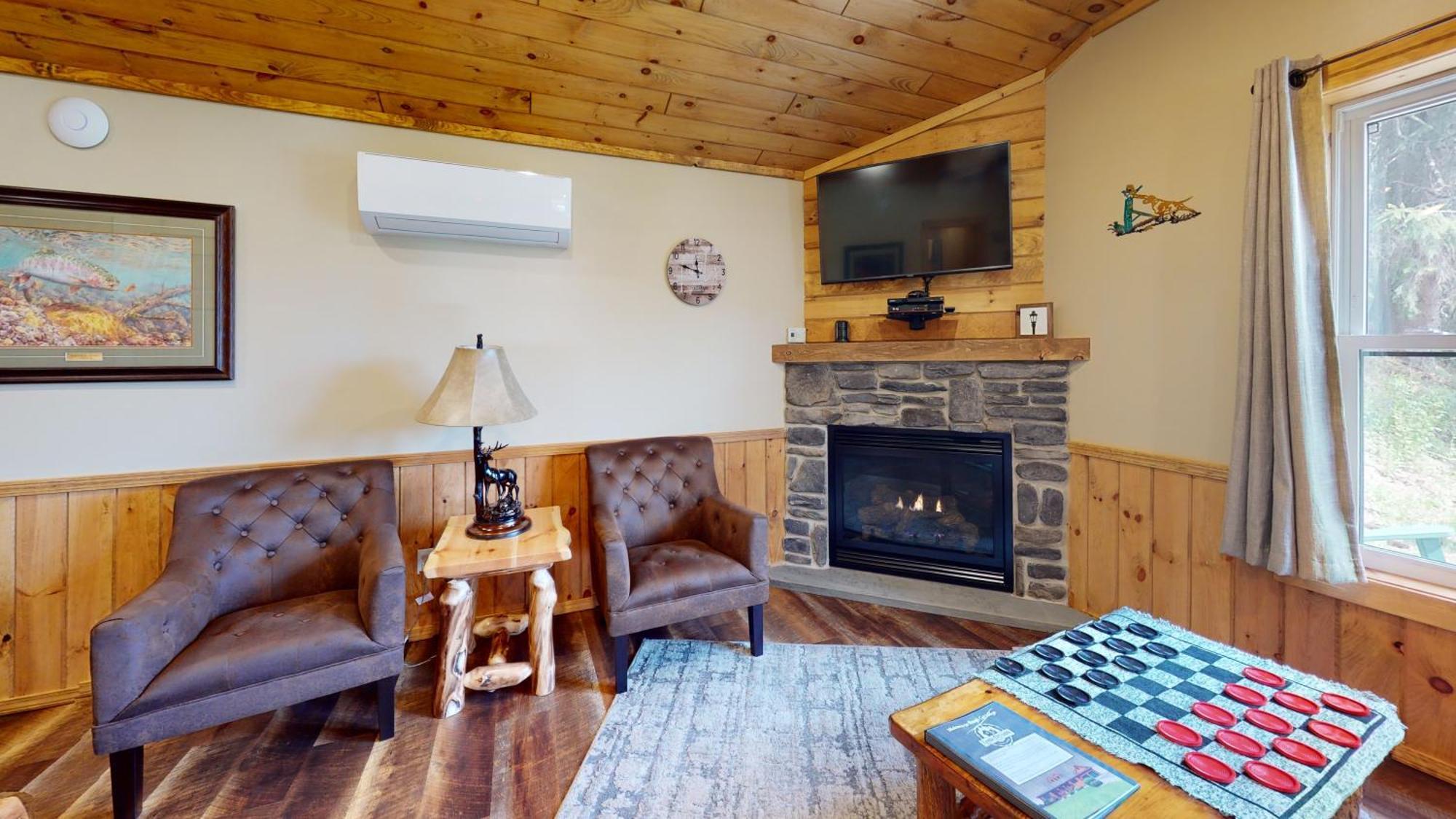Rough Cut Lodge Gaines Esterno foto