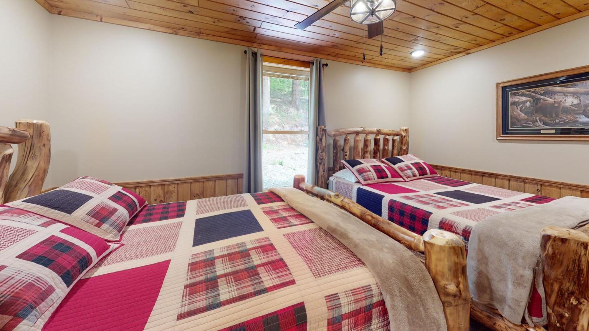 Rough Cut Lodge Gaines Esterno foto