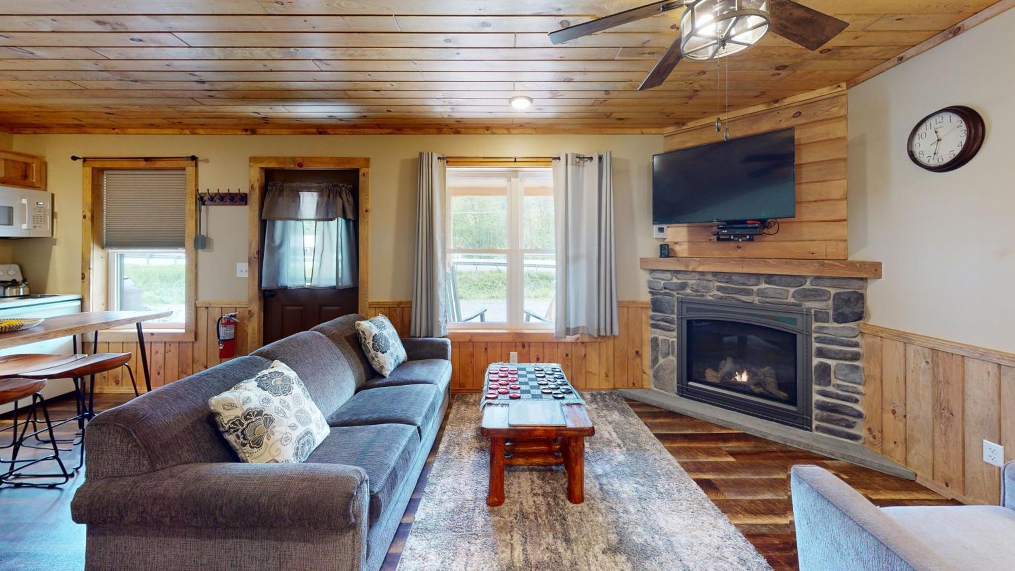Rough Cut Lodge Gaines Esterno foto